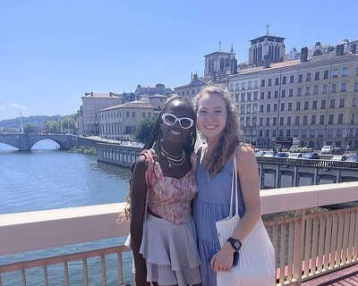 Samford students in France