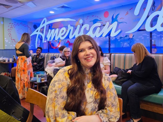 Samford University student Alex Kanaday auditions at American Idol.