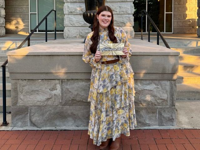 Samford University student Alex Kanaday auditions at American Idol.