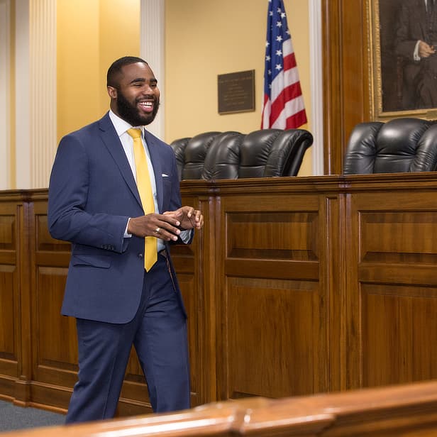 Denzell Moton arguing a case