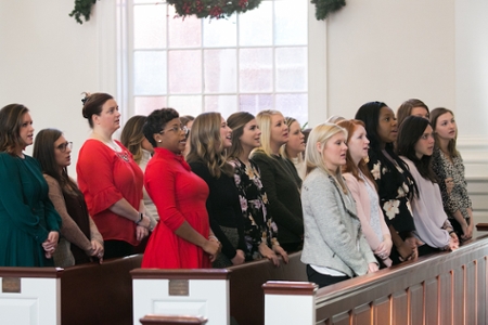 Sigma Theta Tau in Reid Chapel